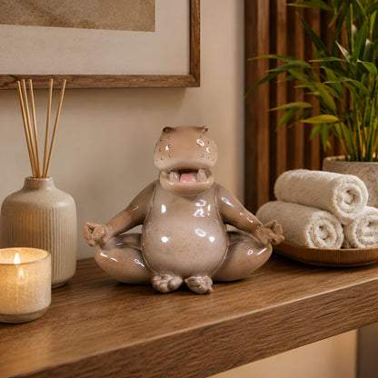 Yoga Nilpferd Dekofigur – glänzende Deko Figur in 2 Posen