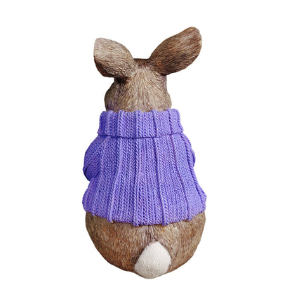 Deko Hase im Pullover als Deko Osterhase - Hasenfigur sitzend für Osterdeko oder Gartenfigur Hase in verschiedenen Farben