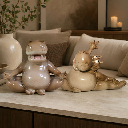 Yoga Nilpferd Dekofigur – glänzende Deko Figur in 2 Posen