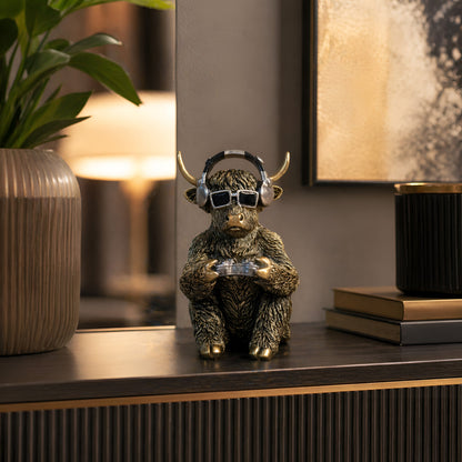 Highland-Cattle-Gamerfigur Kuh-Deko mit Headset & Controller, Goldlook Kuhfigur