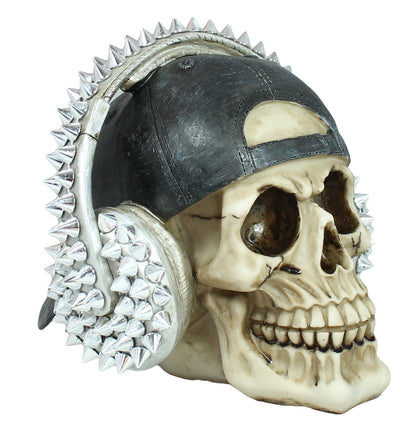 Totenkopf Dekofigur mit Cappy & Kopfhörer – Gothic Schädel